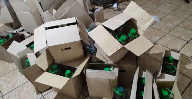 48χρονο νόθευε ηλιέλαιο με χημικά για να μοιάζει με ελαιόλαδο