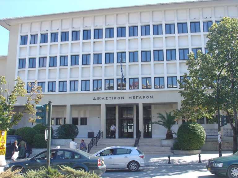 Ιωάννινα: Στις 10 Απριλίου θα συνεχιστεί η δίκη της πρώην Εισαγγελέως που εξαφάνισε πάνω από 1.000 δικογραφίες