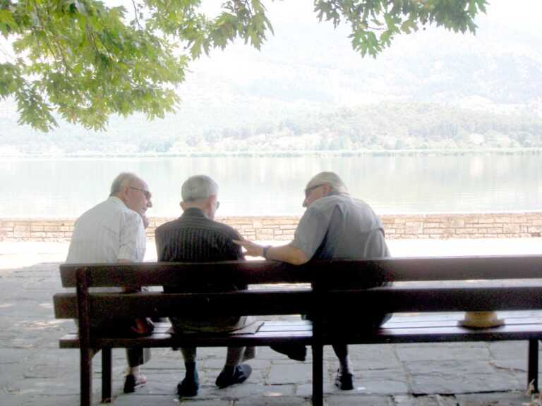 Πληθυσμιακή συρρίκνωση στην Ήπειρο: Η γηραιότερη Περιφέρεια με ιδιαίτερα μειωμένα ποσοστά ατόμων παραγωγικής ηλικίας