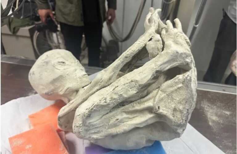 Μυστήριο με «μούμιες» που έχουν τρία δάχτυλα – Δόθηκαν στη δημοσιότητα από δύο κινηματογραφιστές