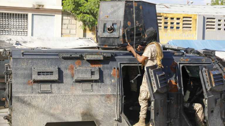 Τουλάχιστον 10 νεκροί στη μαζική απόδραση κρατουμένων από τη μεγαλύτερη φυλακή της Αϊτής