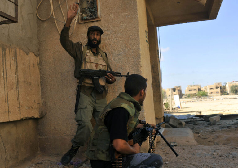 Λιβύη: Τα αντιμαχόμενα στρατόπεδα εξοπλίζονται με drones – Αναπόφευκτη η νέα ανάφλεξη