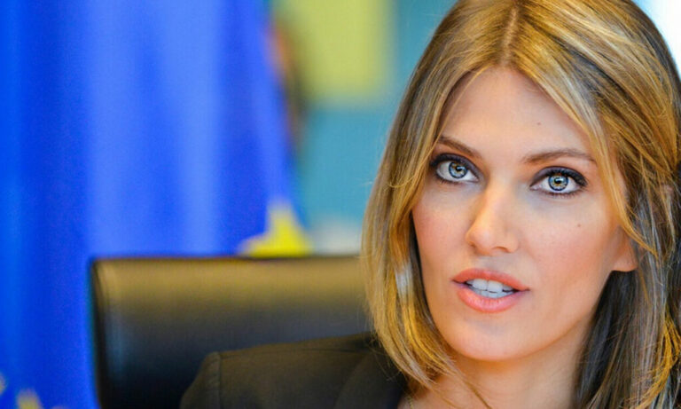 Έσταξε φαρμάκι η Εύα Καϊλή: Τα «Βέλη» κατά ΠΑΣΟΚ και Μέτσολα και οι Ευρωρκλογές