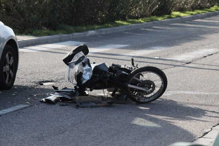 Αντιδράσεις στην Πρέβεζα προκαλεί ο θάνατος 22χρονου διανομέα σε τροχαίο