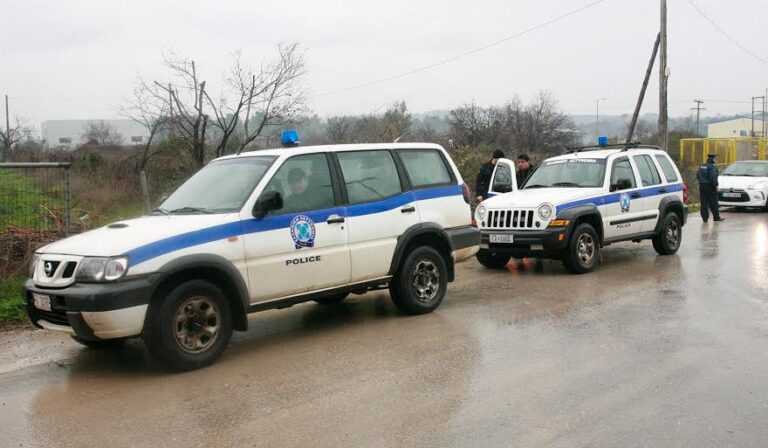 Συνελήφθη οδηγός ταξί για μεταφορά αλλοδαπών, που είχαν εισέλθει από τα ελληνοαλβανικά σύνορα