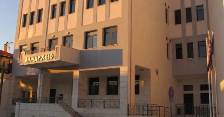 Με ελλιπή σύνθεση – λόγω έκπτωσης συμβούλων- συνεδριάζει το Δημοτικό Συμβούλιο Ηγουμενίτσας