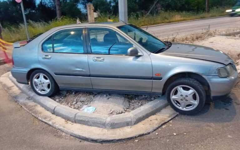 Προσγειώθηκε…στη νησίδα στην παλαιά Εθνική οδού Ηγουμενίτσας-Ιωαννίνων