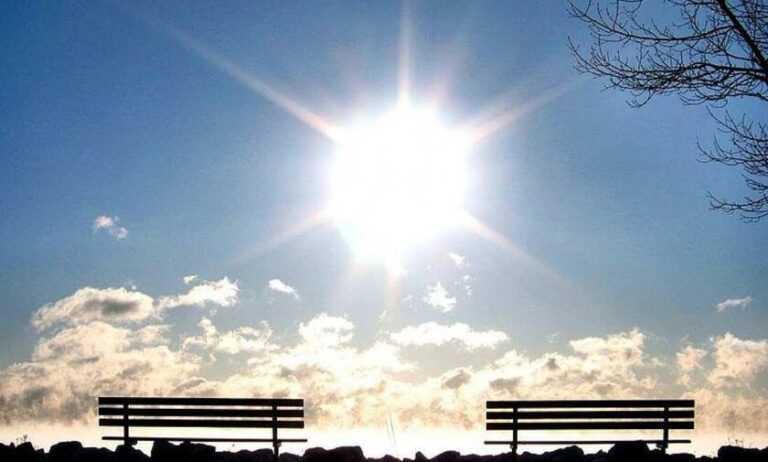 Καιρός: Έρχονται καταιγίδες και μετά θα «λιώσουμε» με θερμοκρασία στους 36 βαθμούς βαθμούς Κελσίου