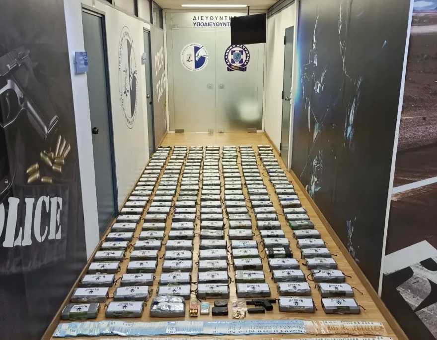 Αποκαλύψεις σοκ από τον Διοικητή της Δίωξης Ναρκωτικών για τα καρτέλ με τα δύο φορτία των 300 κιλών κόκας: Κόμβος μεταφοράς ναρκωτικών η Ελλάδα!