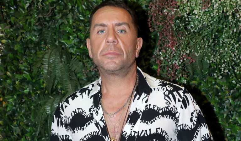 Γιώργος Μαζωνάκης: «Η οικογένεια έχει διχαστεί. Η μαμά του είναι μες στη στεναχώρια»