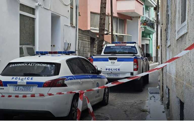 Συγκλονίζουν οι λεπτομέρειες της οικογενειακής τραγωδίας – Με κάβουρα σκότωσε τον 70χρονο πατέρα της η 49χρονη