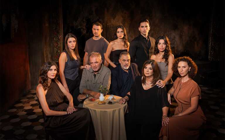 Η γη της ελιάς spoiler: Η Αθηνά «τελειώνει» την Αμαλία, η Κούλα πέφτει σε παγίδα, ο Παρασκευάς «εξαφανίζεται» και