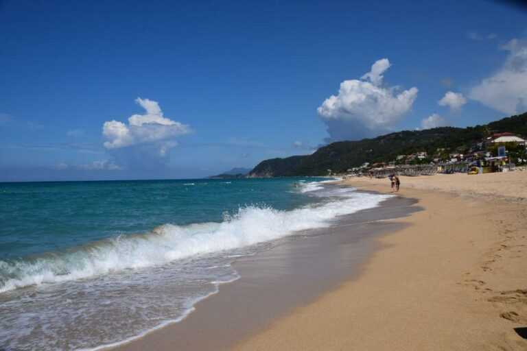 Πρέβεζας: Αφαιρέθηκε η «Γαλάζια Σημαία» στην παραλία Μέγα Άμμος (Βράχος)  Οι έλεγχοι αποκάλυψαν «ελλείψεις»