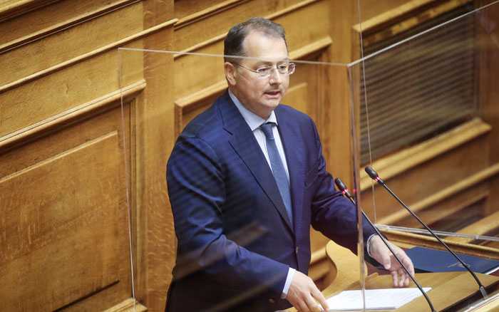 Η Απίστευτη Λύση του Βουλευτή Άρτας, Γιώργου Στύλιου: Δανεικοί Γιατροί για τη ΜΕΘ Άρτας – Ας Πανηγυρίσουμε!