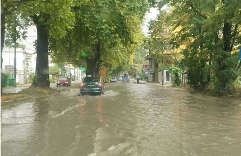 Σε κατάσταση έκτακτης ανάγκης κηρύσσονται τα Ιωάννινα μετά την θεομηνία που έπληξε την πόλη