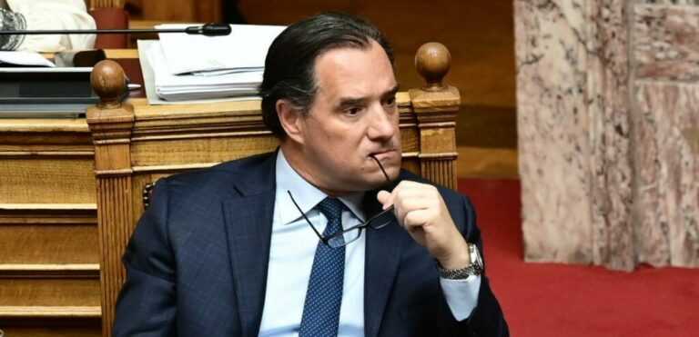 Αναταραχή στο ΕΣΥ: Ο Γεωργιάδης απειλεί με καθημερινές εφημερίες, αντίδραση από τους γιατρούς