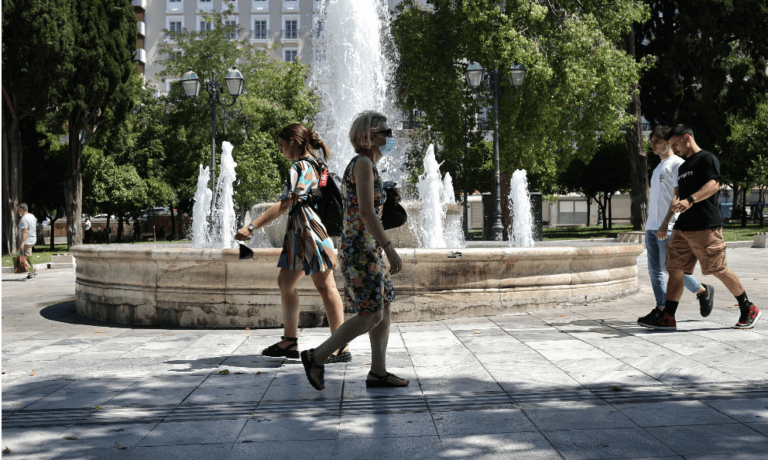 Προβλέψεις Κολυδά: Πτώση της θερμοκρασίας από τα μέσα Σεπτεμβρίου με συνοδεία βροχών