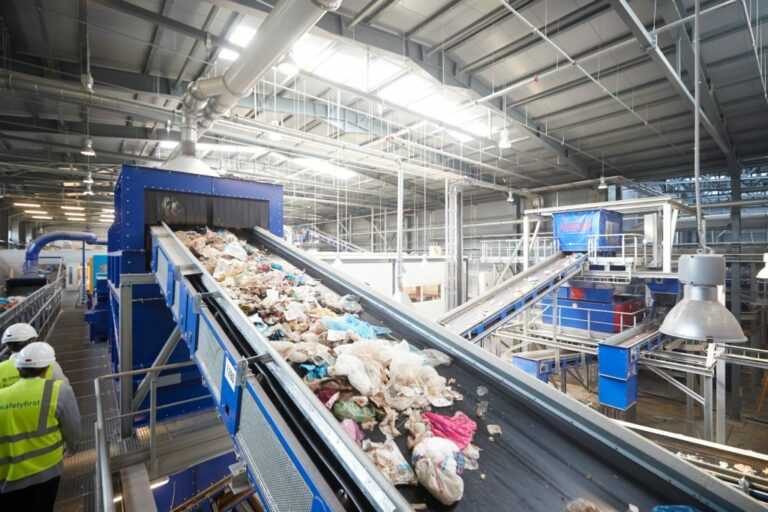 Αποτυχία Διαγωνισμού για την Καθαριότητα – Μία Προσφορά, Μηδενική Έκπτωση στον Δήμο Ιωαννιτών