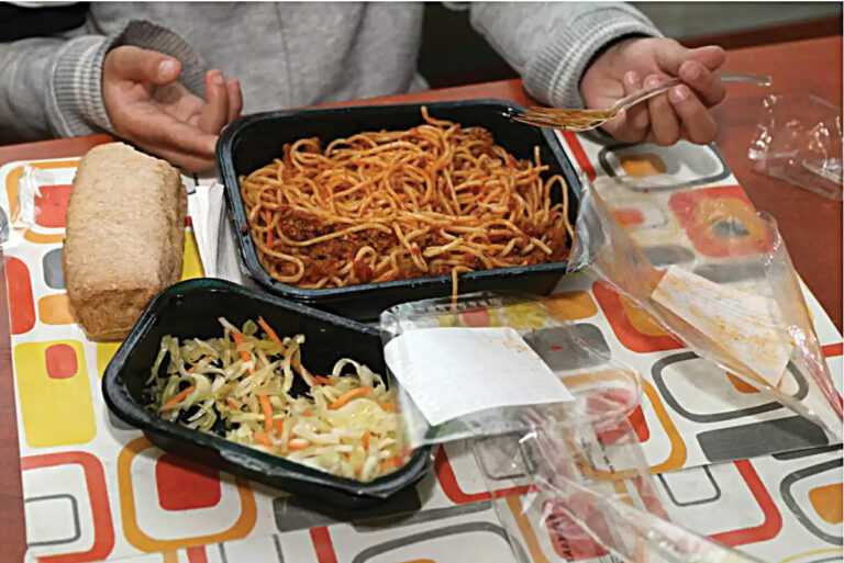 54 δημοτικά σχολεία στην Ήπειρο στο πρόγραμμα «Σχολικά Γεύματα» 2024-2025