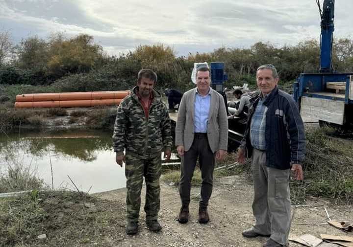 Ο Αντιπεριφερειάρχης Άρτας, Βασίλης Ψαθάς, αναβαθμίζει την αντιπλημμυρική ασφάλεια στις Συκιές