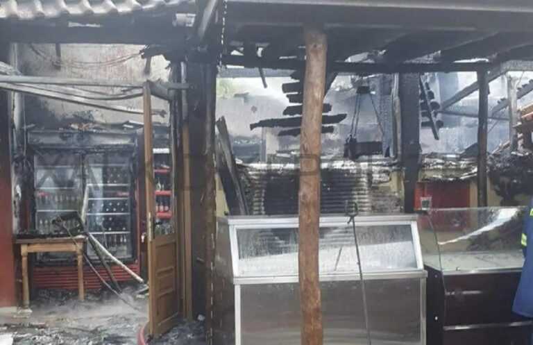Ταβέρνα στα Βόρεια Τζουμέρκα τυλίγεται στις φλόγες – Ζημιές και μεταφορά του ιδιοκτήτη στο νοσοκομείο