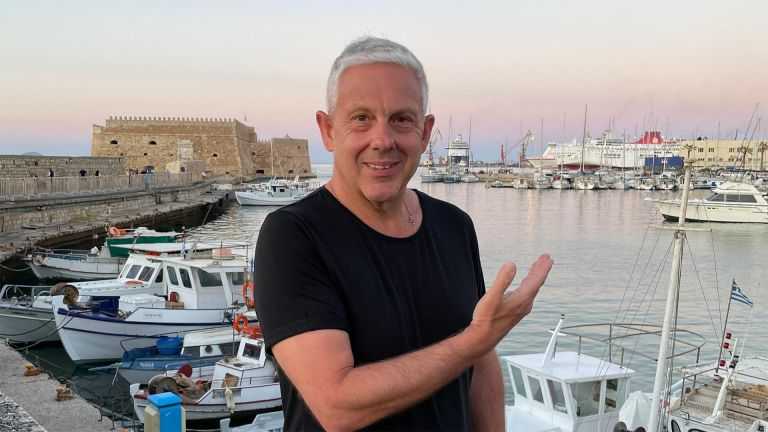 Τάσος Δούσης: «Αν ήμουν ομοφυλόφιλος θα το έλεγα μόνος μου»