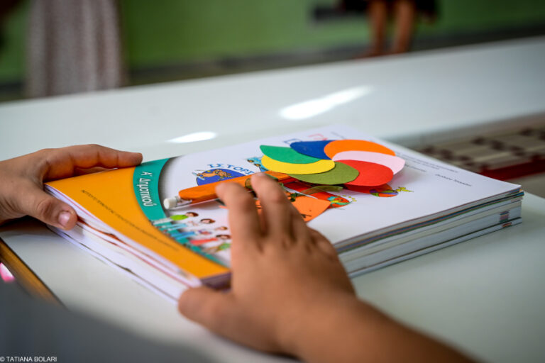 Υπουργείο Παιδείας: Πρόσληψη 2.450 εκπαιδευτικών Πρωτοβάθμιας και Δευτεροβάθμιας ως αναπληρωτές