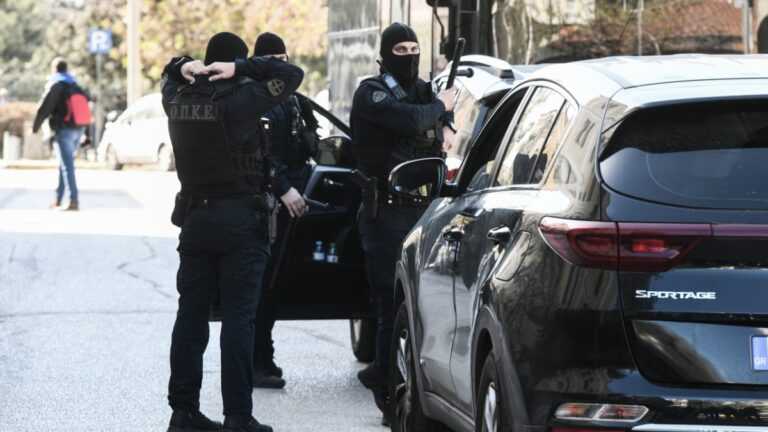 Παράνομες άδειες με «γρηγορόσημο» και «φακελάκι» έως 20.000 ευρώ από κύκλωμα πολεοδόμων