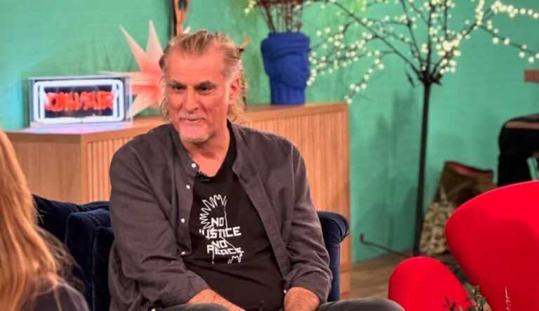 Η συγκινητική εξομολόγηση του Φίλιππου Πλιάτσικα για τους Πυξ Λαξ: «Οι πρώτοι δύο δίσκοι πήγαν άπατοι…»