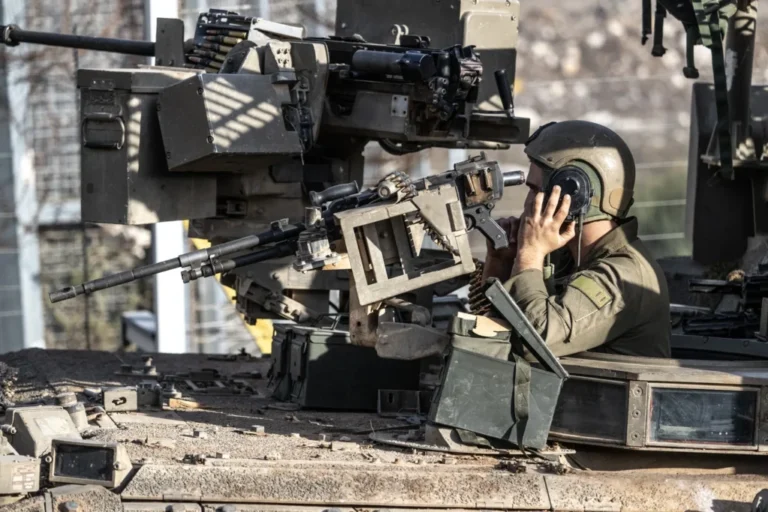 Συρία: Ισραηλινά πλήγματα στη Δαμασκό, σύμφωνα με αναφορές