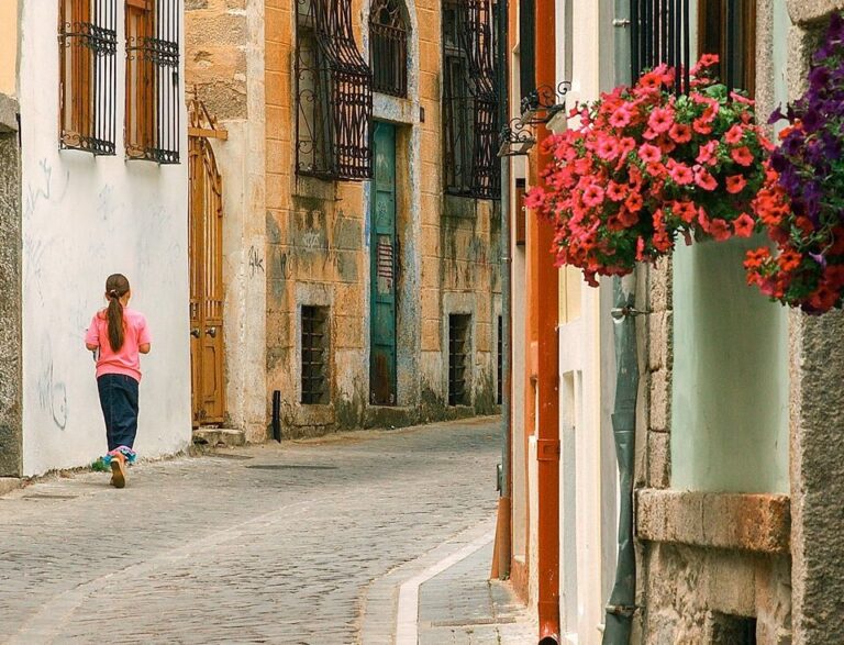 Δραματική η συρρίκνωση του Ελληνικού πληθυσμού στη Θράκη