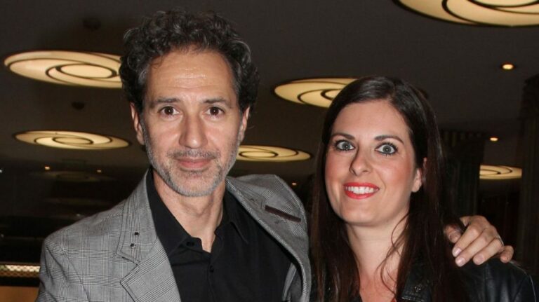 Δημήτρης Κόκοτας: «Αναμένω το 2025 να είναι από τις τυχερές μας χρονιές λέει η σύζυγός του»