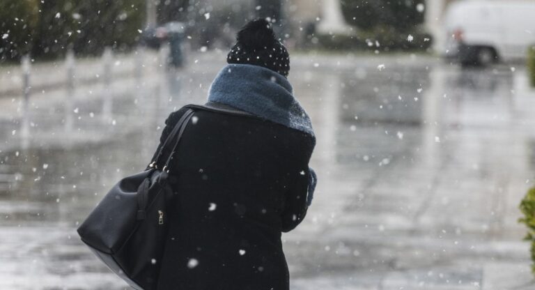 Καιρός: Προειδοποίηση Αρναούτογλου για ψυχρή εισβολή την Κυριακή