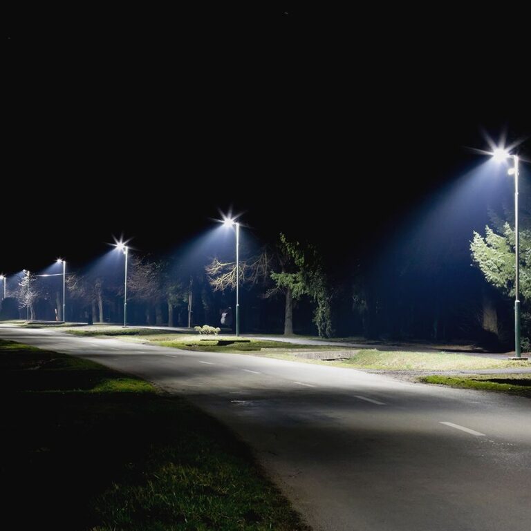 Ιωάννινα: Εντός του 2025 η αντικατάσταση των φωτιστικών με LED