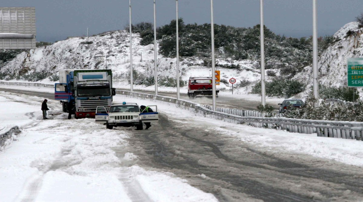 Κακοκαιρία: Στην «κατάψυξη» η Ελλάδα με Χιόνια και καταιγίδες σε πολλές περιοχές – Η πρόγνωση για τις επόμενες ημέρες