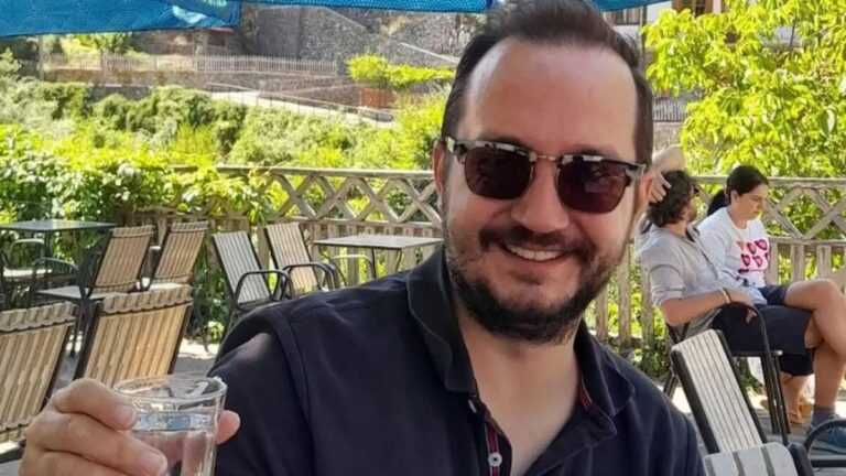 Απουσία φάλαγγων στον δείκτη: Συγκλονιστικές αποκαλύψεις για τον Βασίλη Καλογήρου