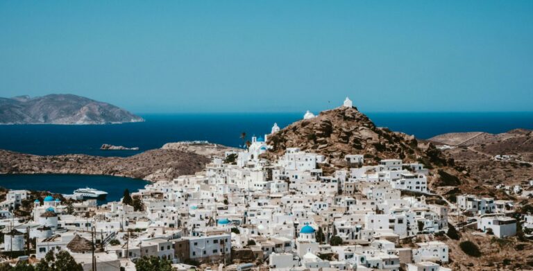 Η ακρίβεια στην Ελλάδα και η τουρκική «επέλαση» στα ακίνητα – Τούρκοι επενδυτές «σαρώνουν» και πανηγυρίζουν!