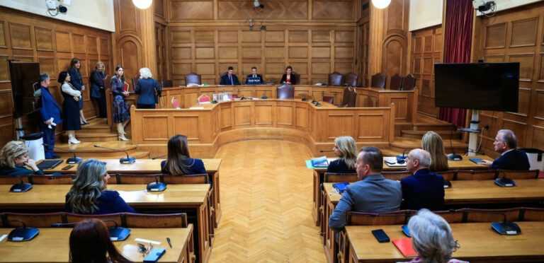 Προανακριτική Επιτροπή: Επεισοδιακό φινάλε και κρίσιμες αποφάσεις στην Ολομέλεια