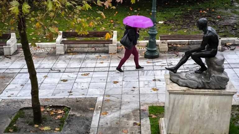 Βροχές και καταιγίδες σαρώνουν τη χώρα: Πού θα είναι πιο έντονα;