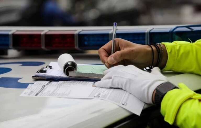 17χρονος οδηγούσε μοτοσικλέτα χωρίς δίπλωμα