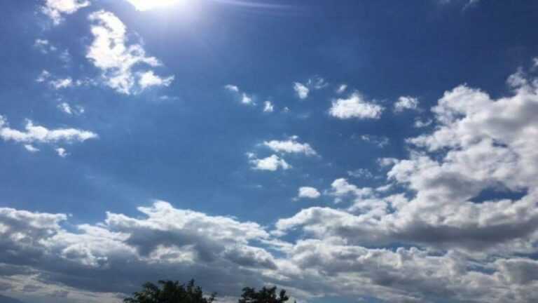 Πρόγνωση για Ήπειρο: Ηλιοφάνεια με παροδικές νεφώσεις – Τοπικές μπόρες το μεσημέρι στα ηπειρωτικά