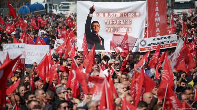 Πολιτική αναταραχή στην Τουρκία – Νέα συγκέντρωση υπέρ του Ιμάμογλου