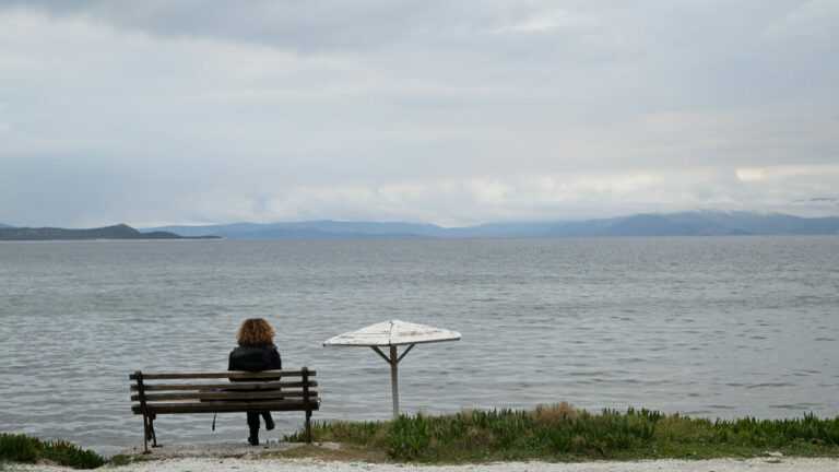 Καιρός: Νεφώσεις παροδικά αυξημένες με τοπικές βροχές για σήμερα Τρίτη 6 Μαΐου