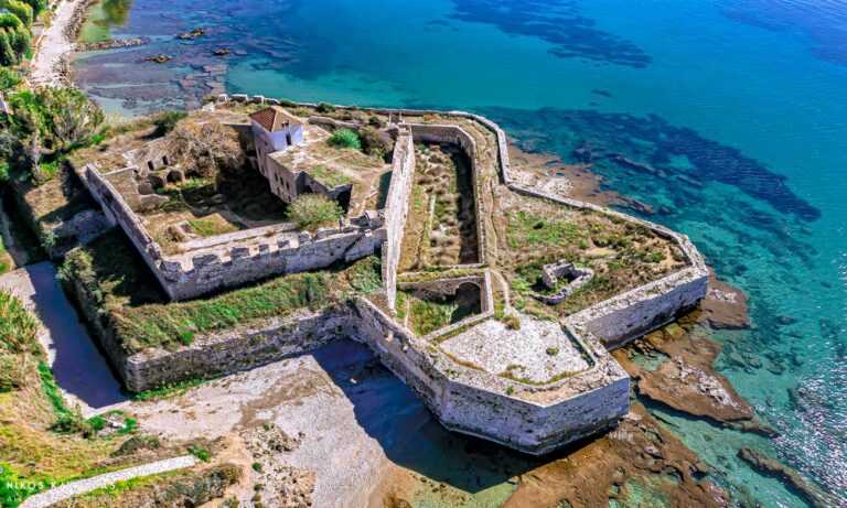 Σε κίνδυνο το Κάστρο του Παντοκράτορα – Έκκληση των αρχιτεκτόνων για άμεση παρέμβαση