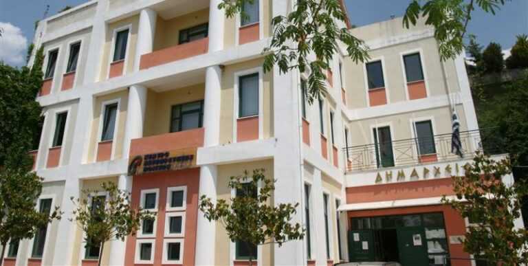 Συνεδριάζει η Δημοτική Επιτροπή Σουλίου – Στο τραπέζι έργα, προϋπολογισμός και προσλήψεις