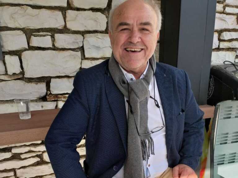 Θλίψη στον Θεσπρωτό: Απεβίωσε ο πρόεδρος και ιστορικός ηγέτης Γιώργος Αραμπατζάκης