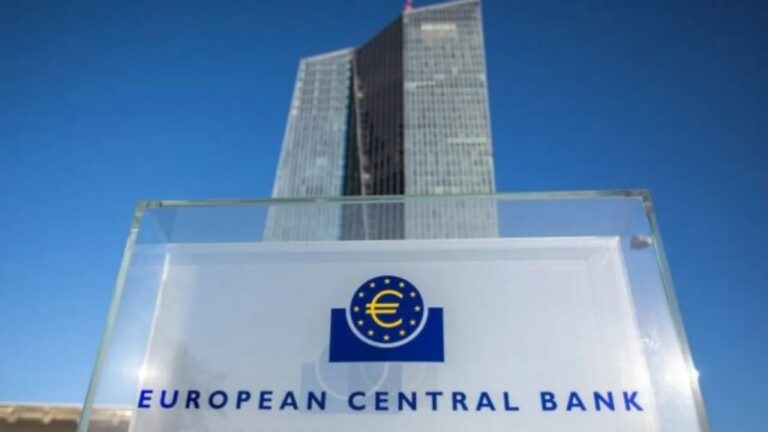 Η Ευρωπαϊκή Κεντρική Τράπεζα (ΕΚΤ) προειδοποιεί: Γιατί πρέπει να έχουμε μετρητά στο σπίτι