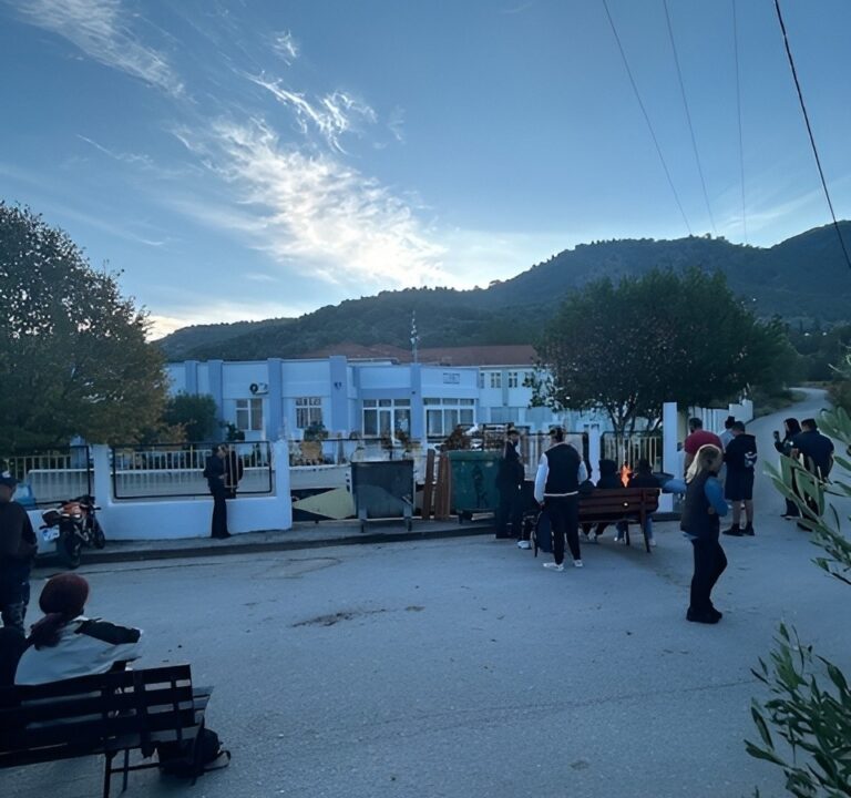 “Φωνή” των μαθητών του ΕΠΑΛ Καναλακίου ενάντια στο νέο ωράριο – Κατάληψη για μια πιο ανθρώπινη σχολική καθημερινότητα