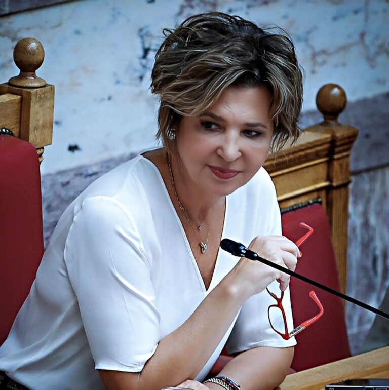 Όλγα Γεροβασίλη: Ούτε ένας ανήλικος χωρίς προστασία. Ούτε μία παιδική φωνή χωρίς ανταπόκριση