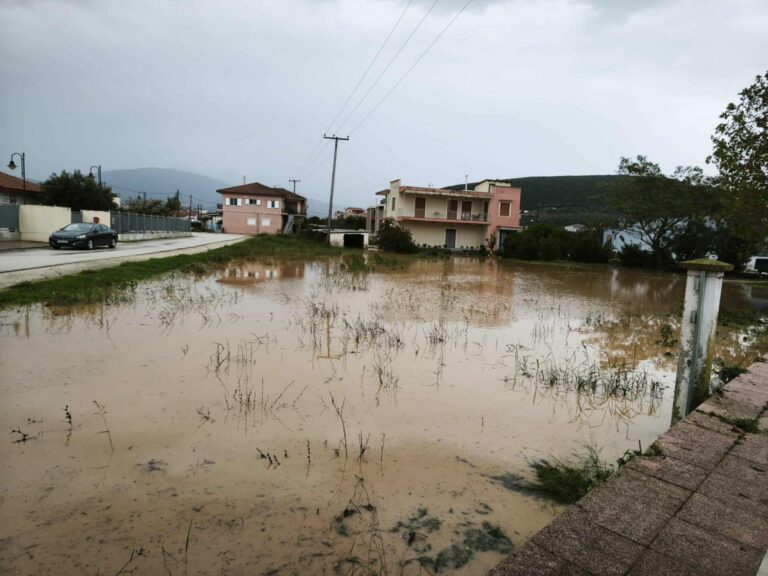 «Βόνιτσα πνιγμένη στη λάσπη – Σοκαριστικές εικόνες από την κακοκαιρία»